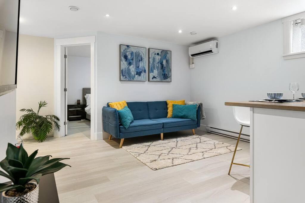 Beautiful 1 Bedroom Apartment - Private Entrance มองก์ตัน ภายนอก รูปภาพ